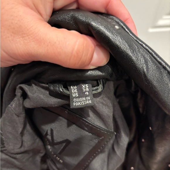 MAURITIUS Black Leather Saddy Studded Moto Jacket Size - Picture 10 of 10